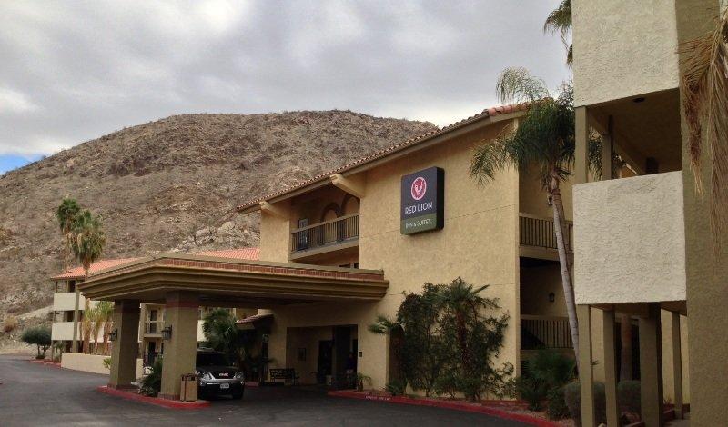Red Lion Inn & Suites Cathedral City Palm Springs Exterior foto